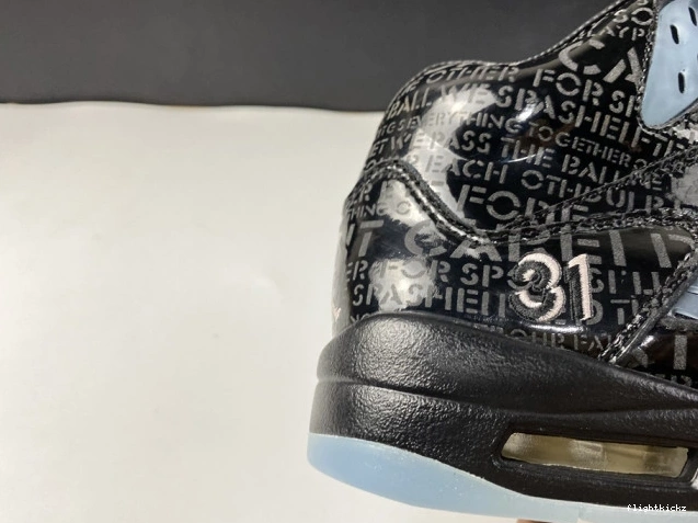 Jordan Doernbecher Retro 633068-010 5 AIR 0820